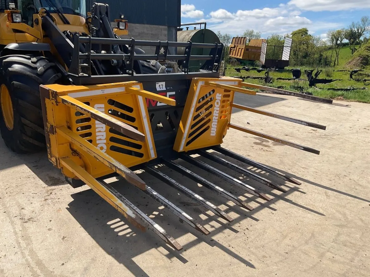 MDE WARRIOR 14ft HYDRAULIC FOLDING BUCK RAKE - Image 4