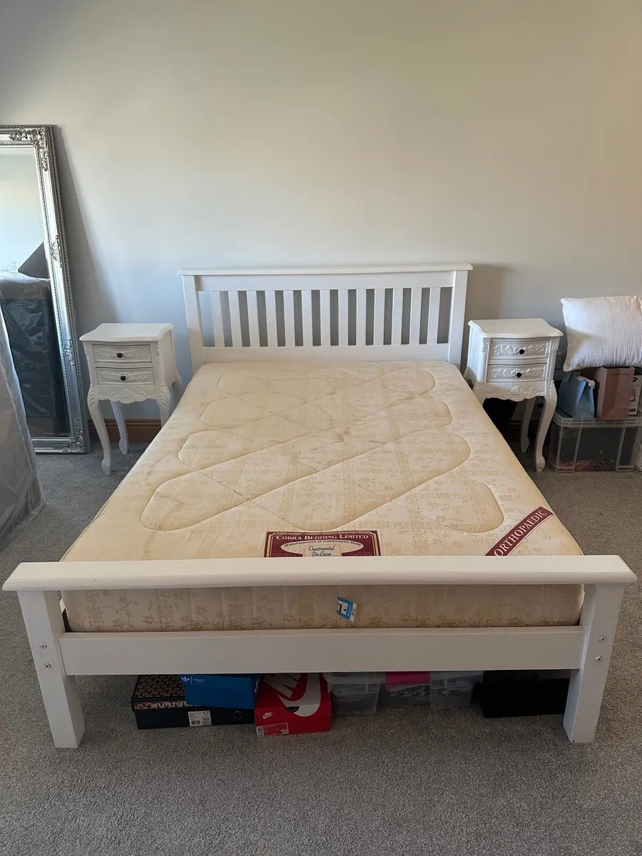 Double Bed - Image 2