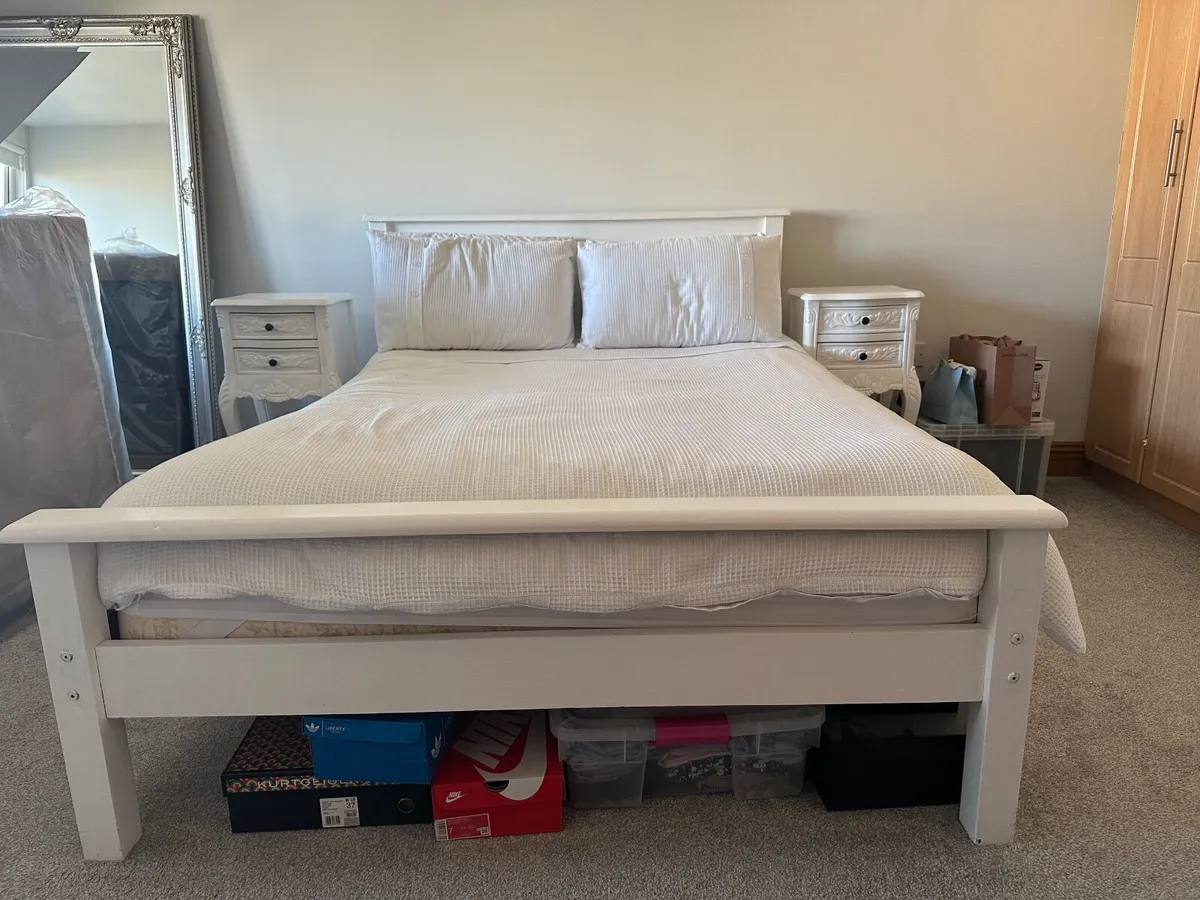 Double Bed - Image 1
