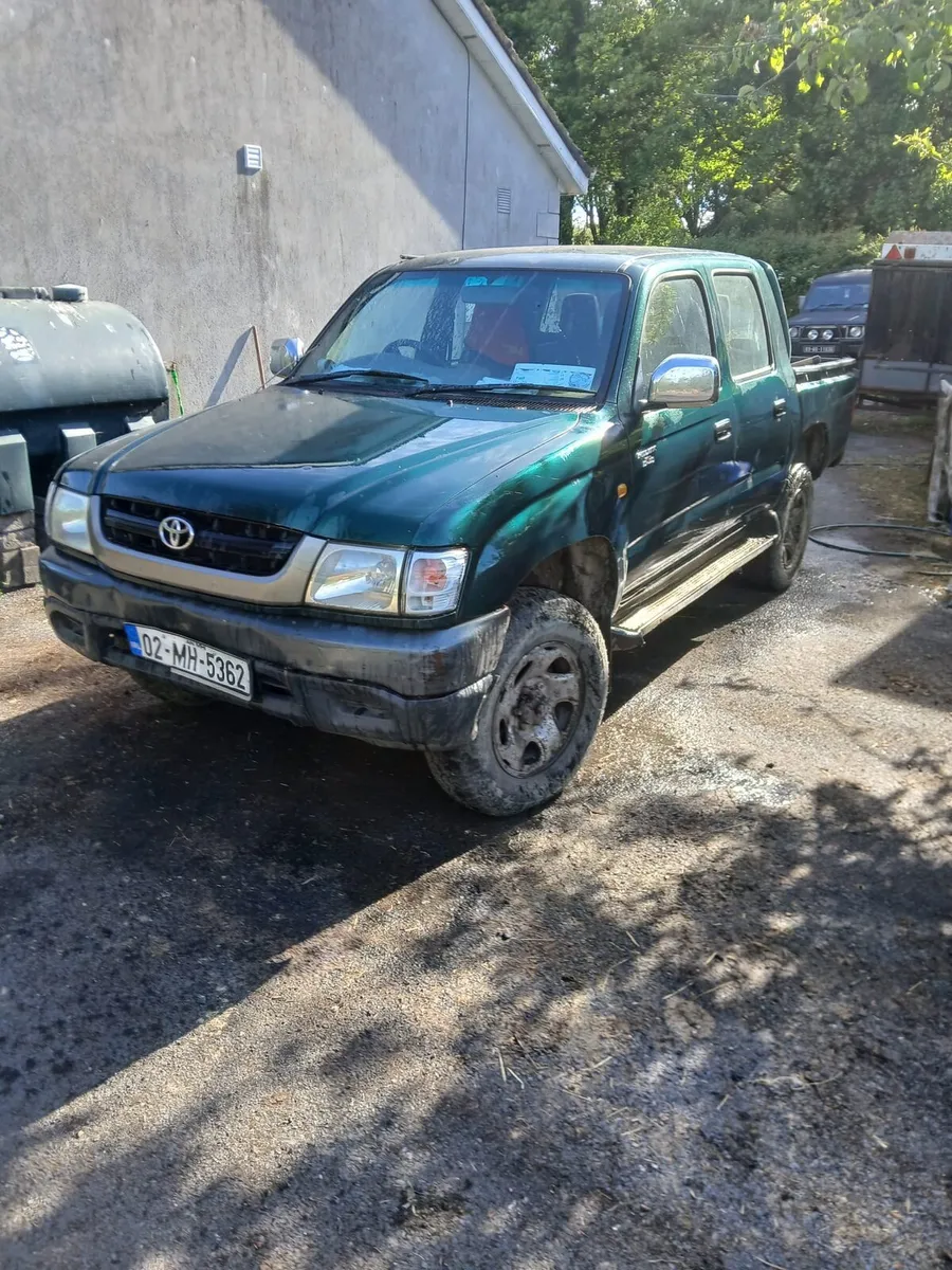Toyota Hilux - Image 2