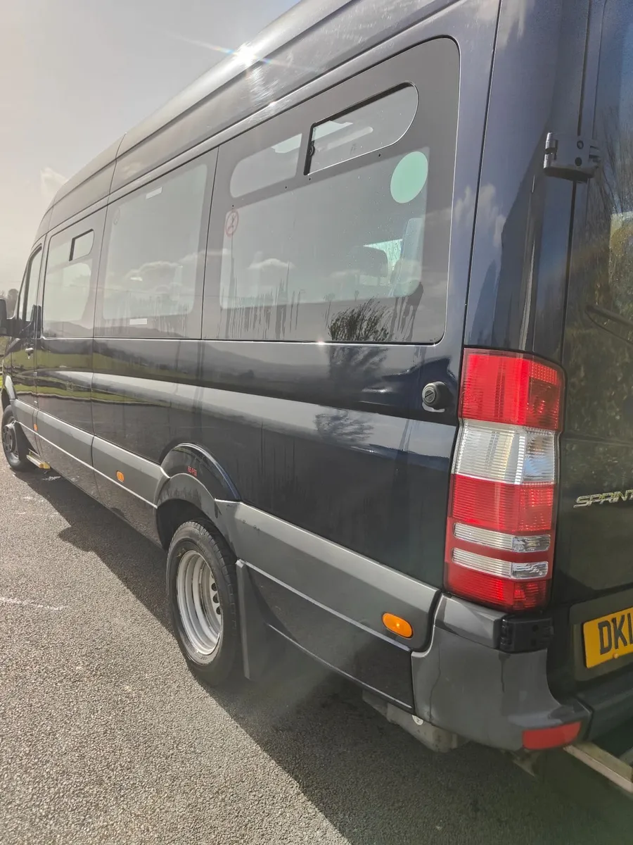 2015 sprinter 21 seater - Image 4