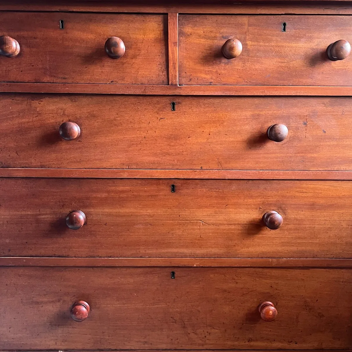 Antique mahogany chest of drawers - Image 2
