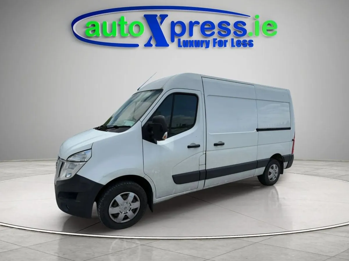Nissan NV400 L2H2 Panel Van – Low Loading Height - Image 3