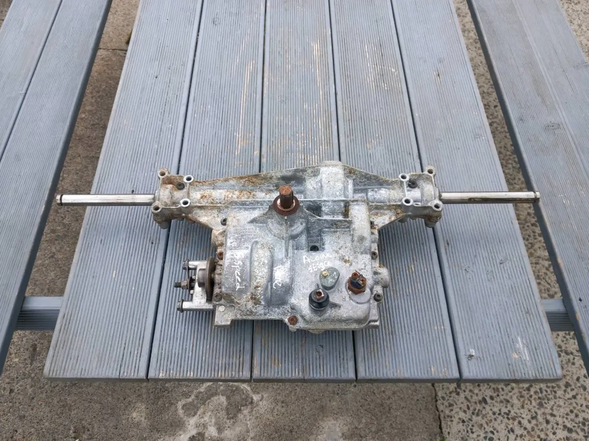 Alpine/stiga manual transmission for sale - Image 1