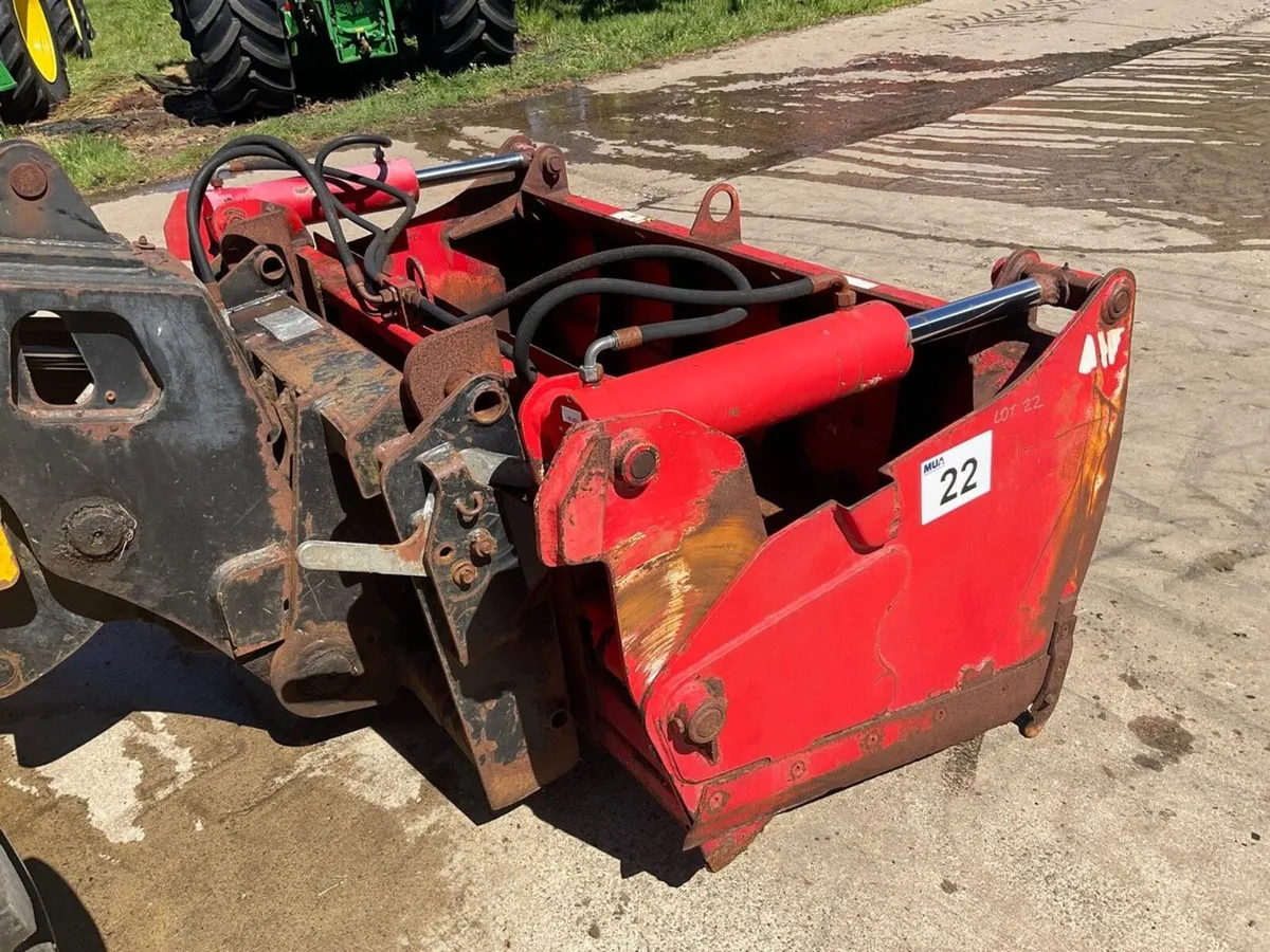 APPROX. 6ft REDROCK HYDRAULIC SILAGE BLOCK CUTTER - Image 4