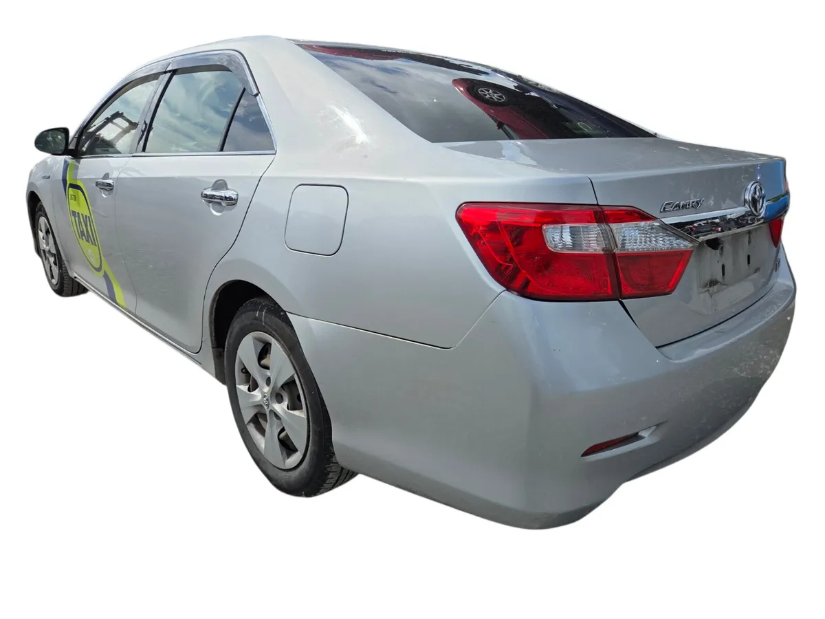 2014 TOYOTA CAMRY HYBRID For Breaking/Dismantling - Image 4