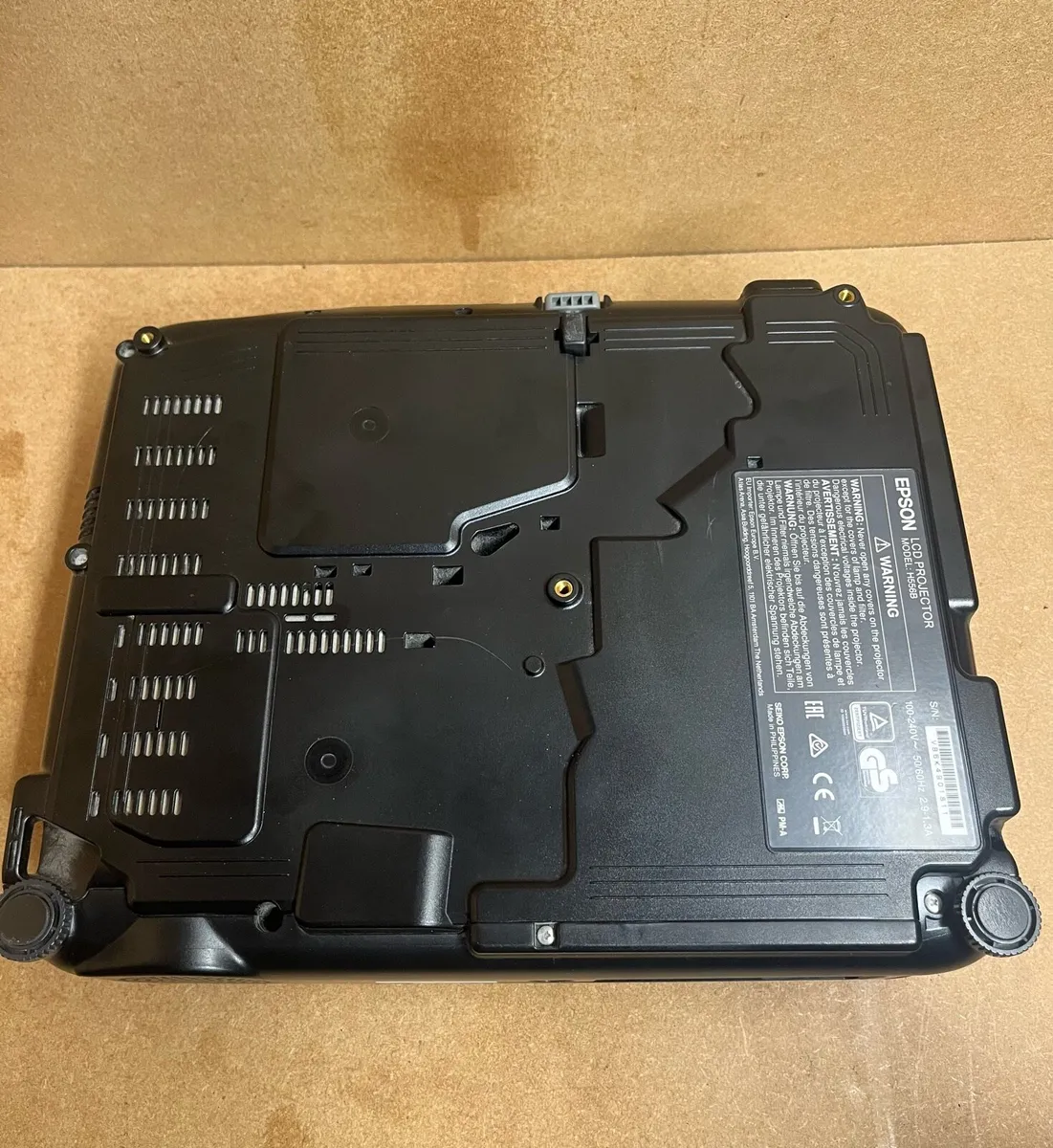 Epson EB-SO3 LCD Projector HDMI - Image 4