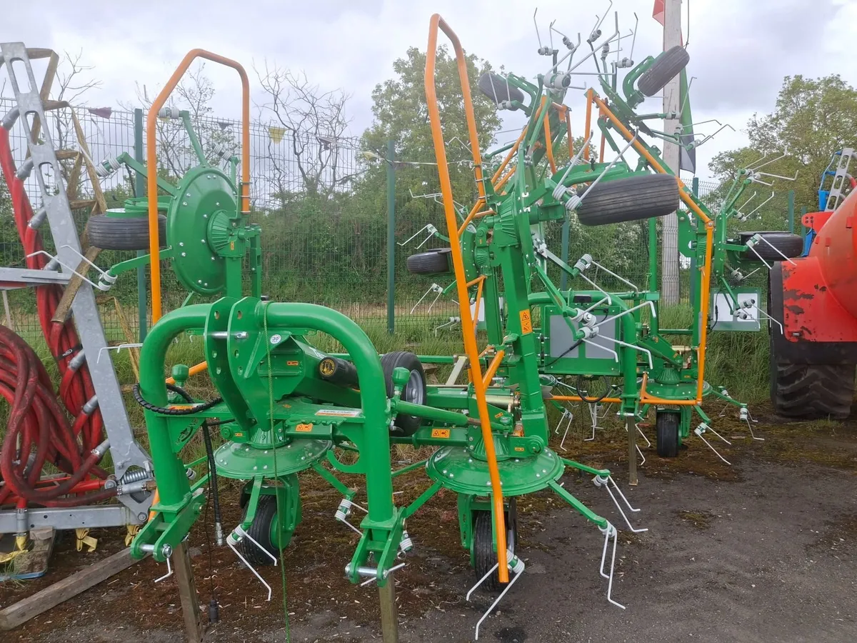 Malone 4 & 6 Rotor Tedders - Image 2