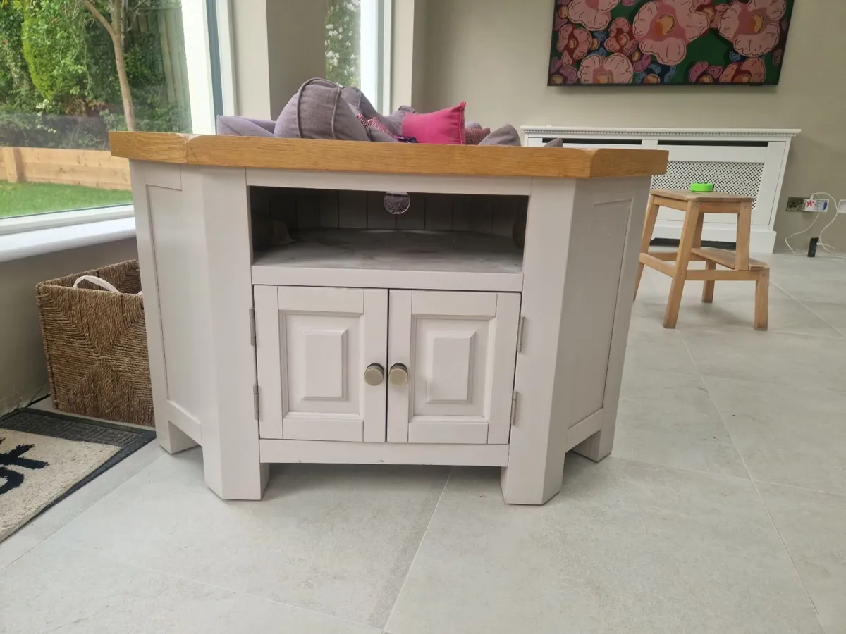 Tv unit - Image 2