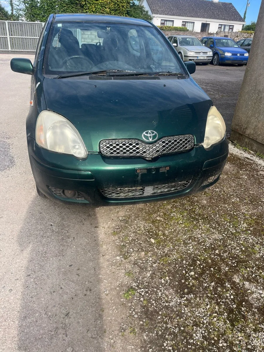 Toyota Yaris - Image 2