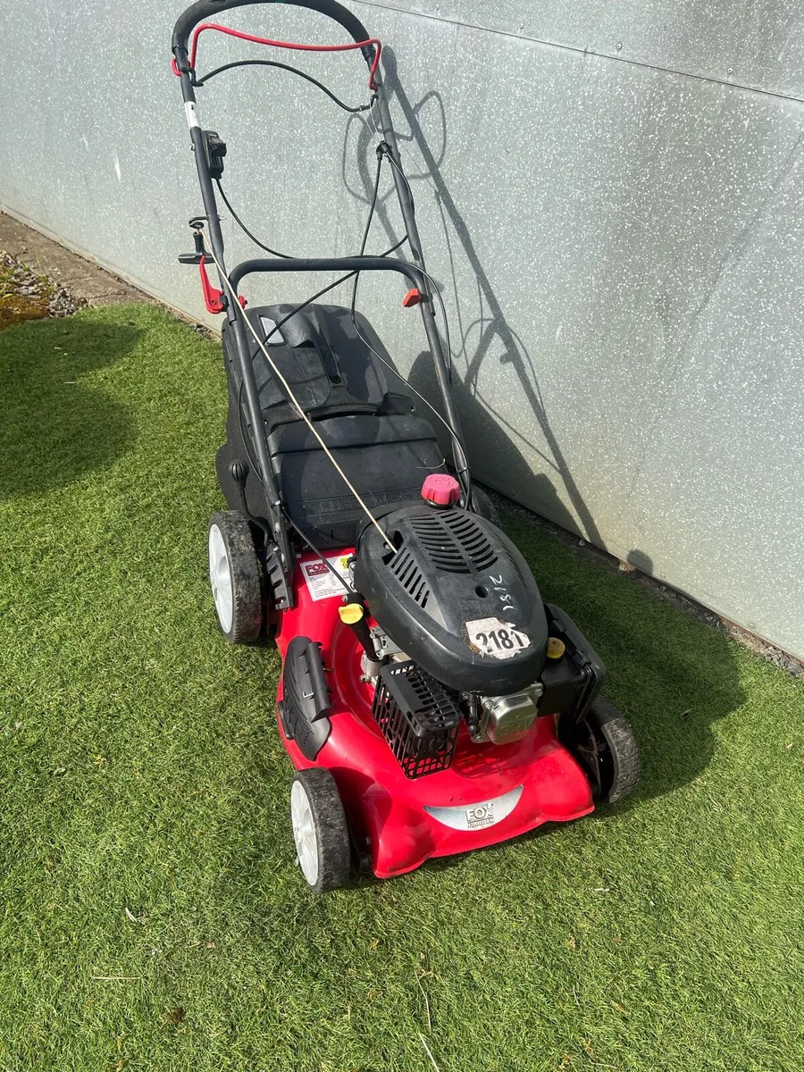 Lawnmower Fox 18 inch Self Propelled - Image 1
