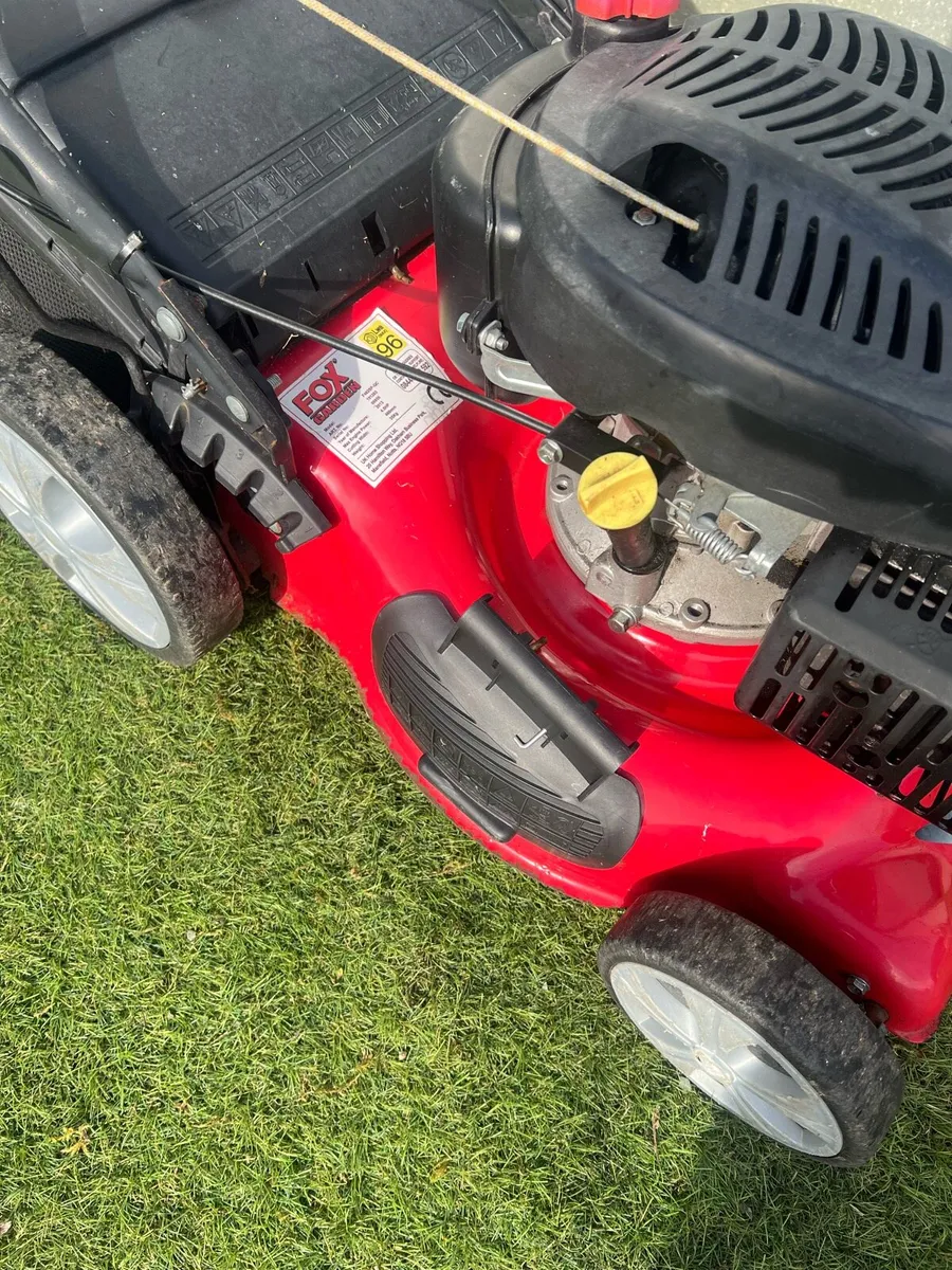 Lawnmower Fox 18 inch Self Propelled - Image 3