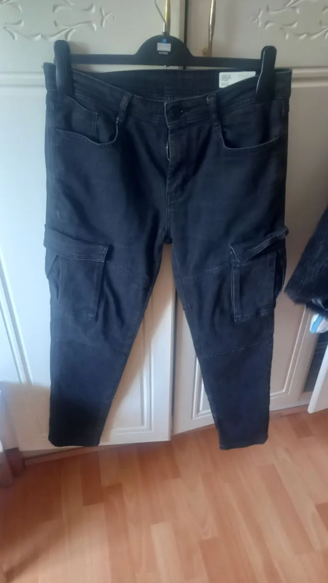 Mens cargo trousers - Image 3