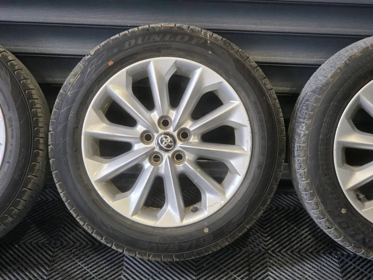 205/65/R16 Toyota Corolla Alloy Wheels - Image 4