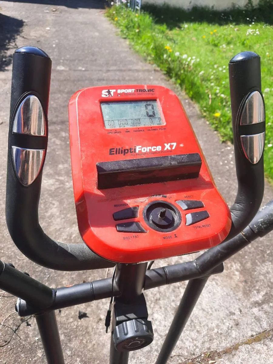 Exercise bike - Image 1