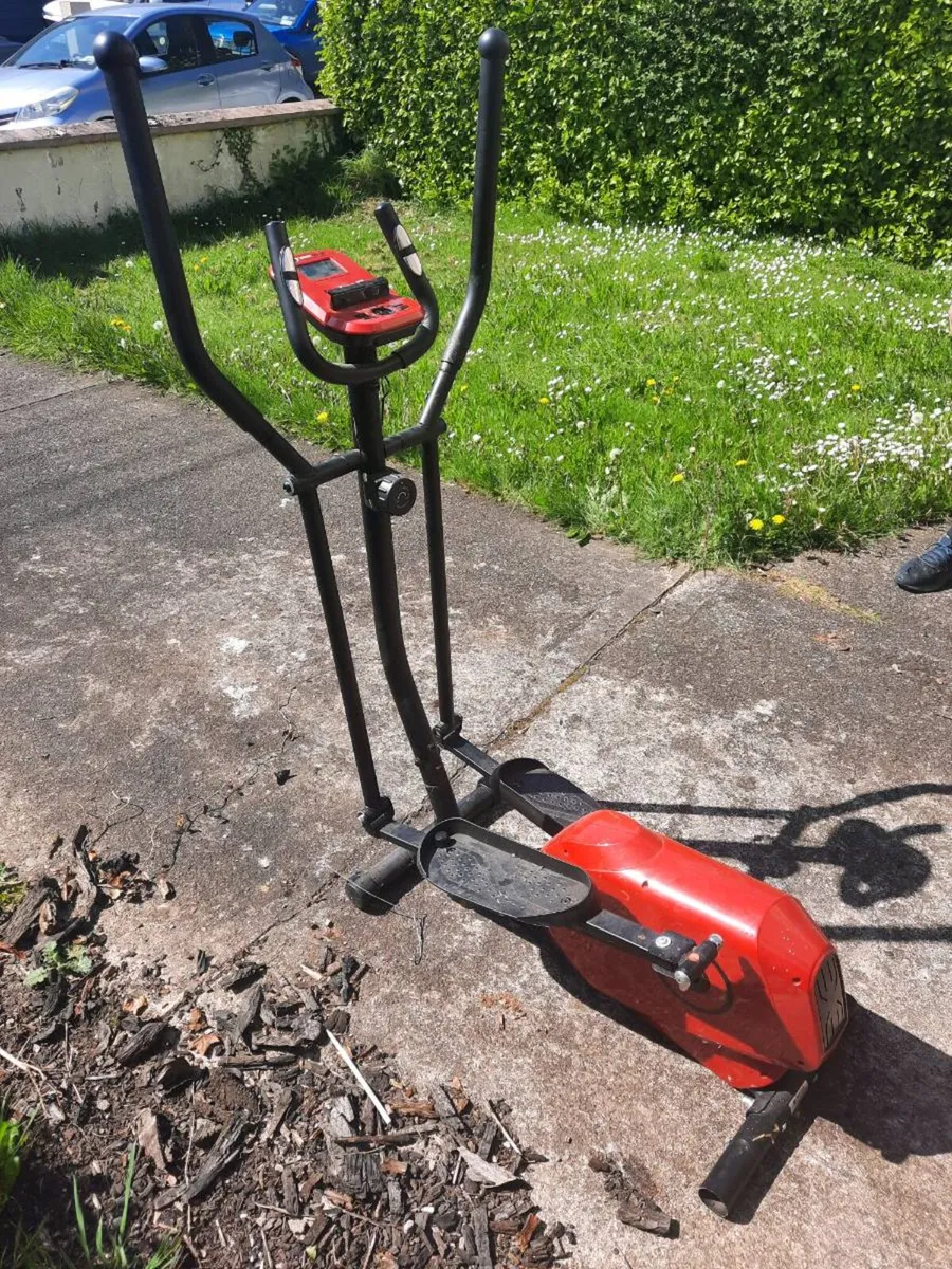 Exercise bike - Image 3