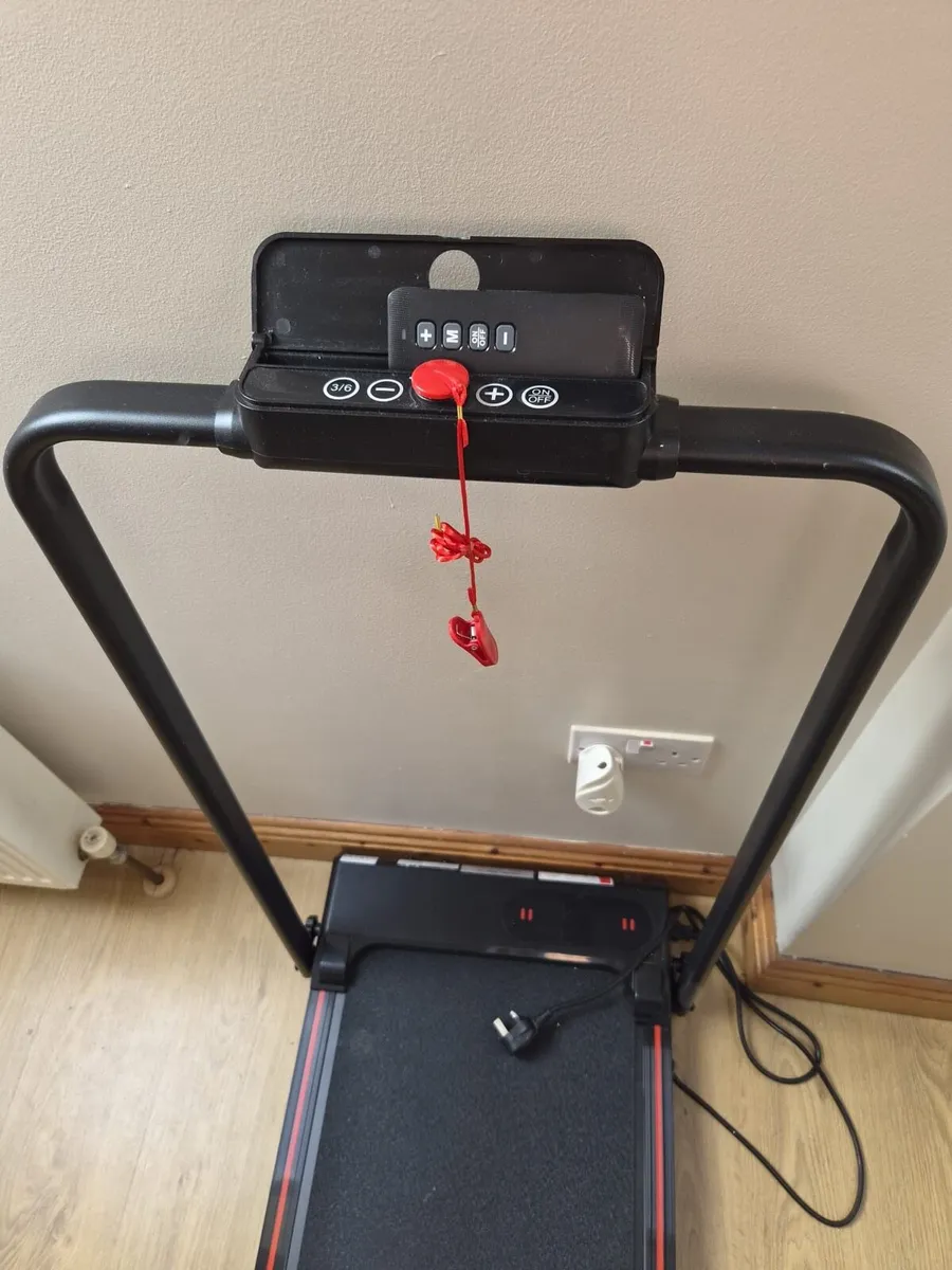 Treadmill - Image 2