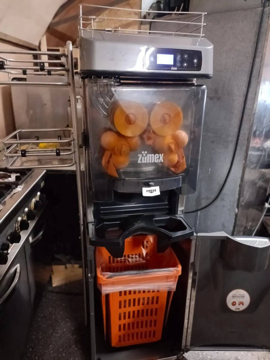 Zumex orange juicer - Image 1