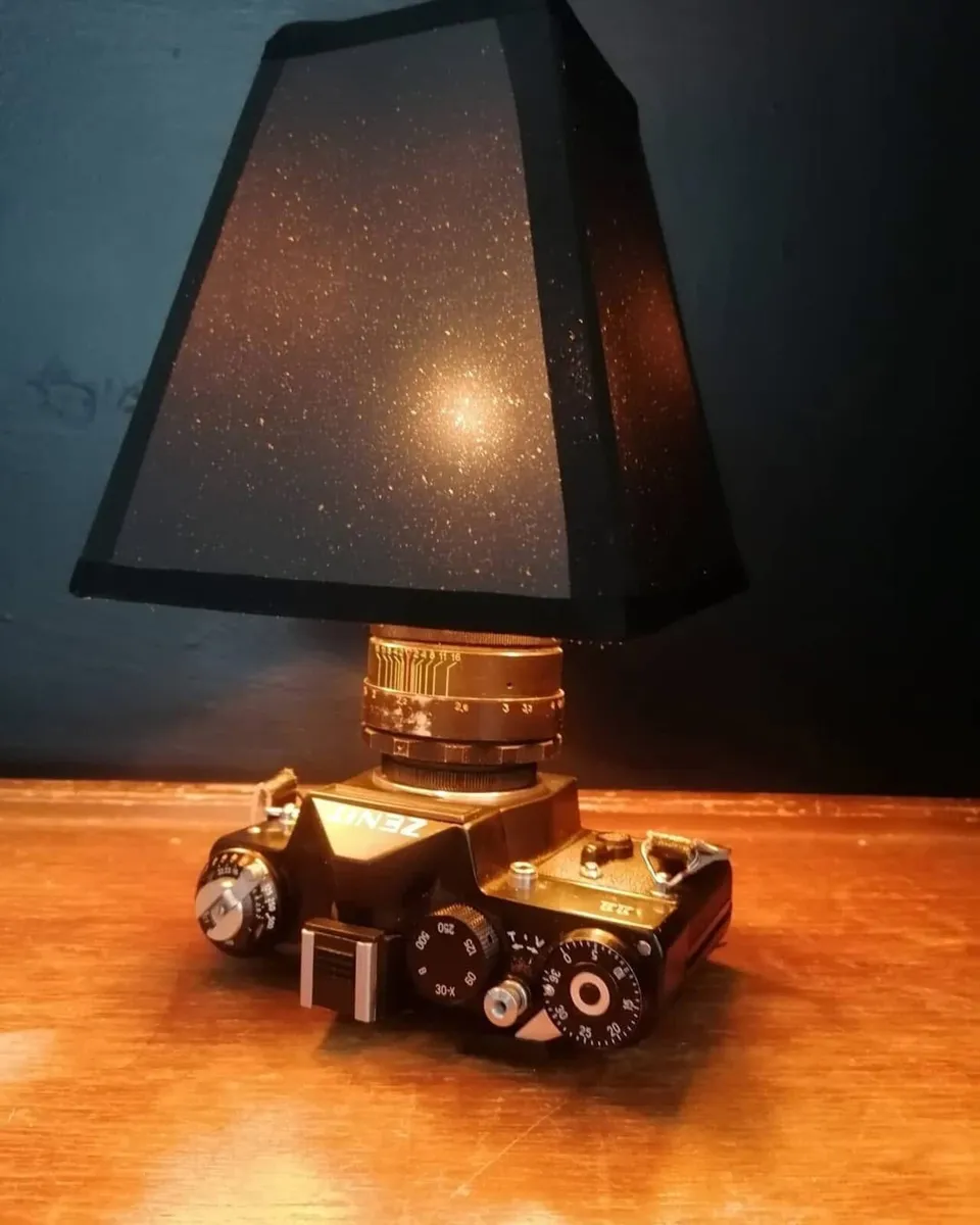 Zenit 11 SLR Camera Lamp. - Image 4