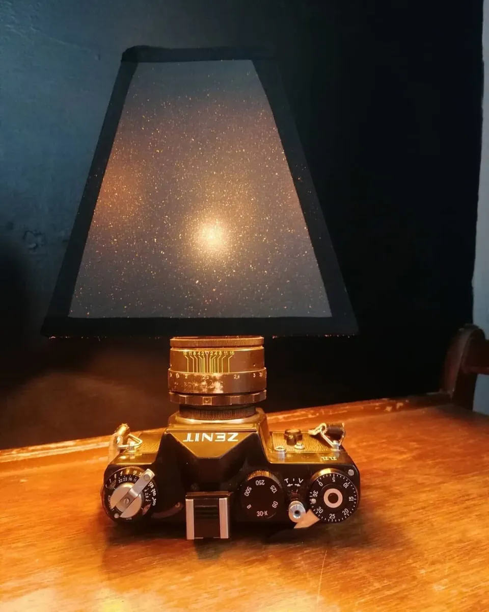 Zenit 11 SLR Camera Lamp. - Image 2