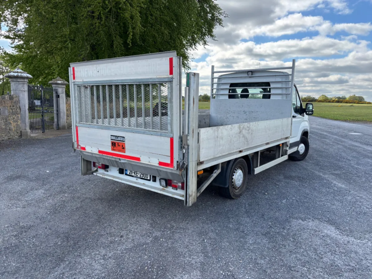 Maxus DELIVER 9 DROPSIDE WITH TAILLIFT - Image 4