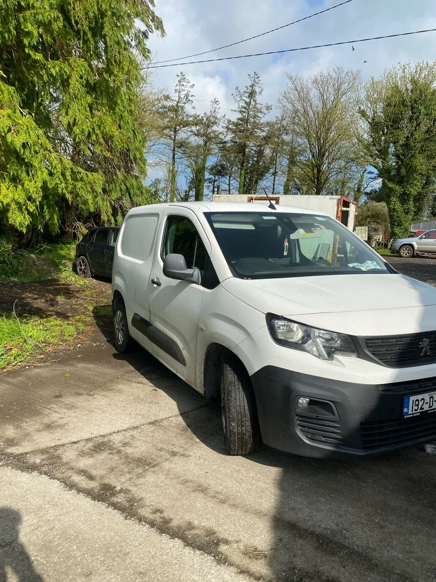2019 Peugeot partner van - Image 4