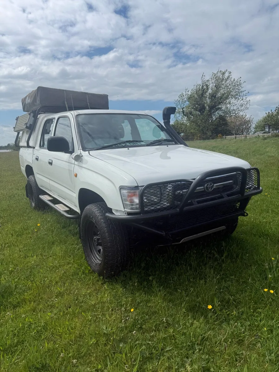 2001 Hilux Double Cab off road Camper - Image 1