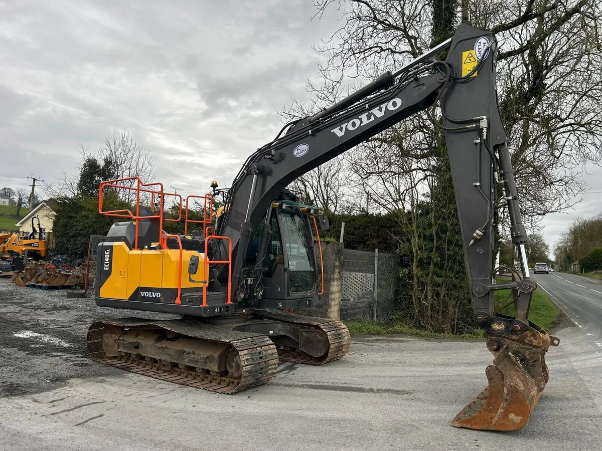 Volvo EC140EL Year 2019 - Image 3