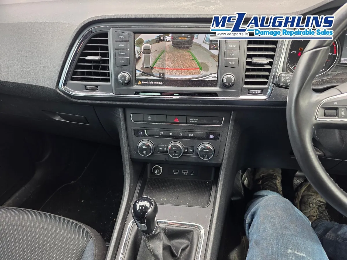 Seat Ateca 2018 Brown 1.6L Damage Repairable - Image 3