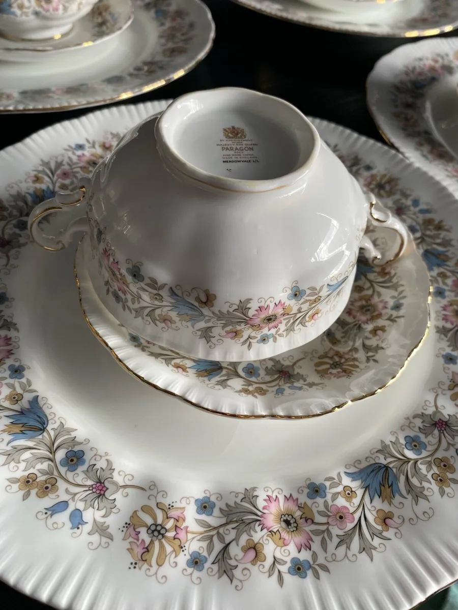 Paragon Meadowvale 18pcs Set China - Image 3