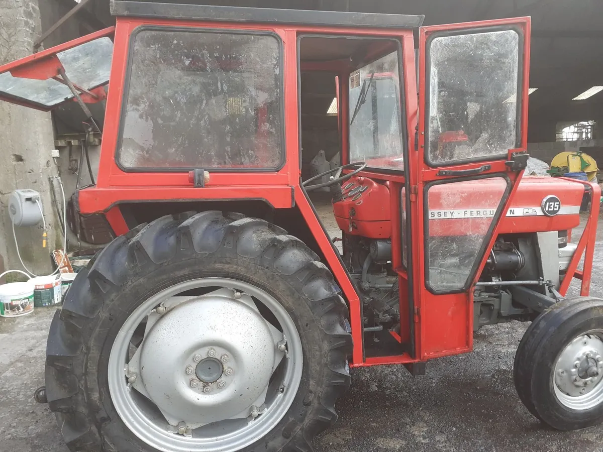 Massey Ferguson 135 - Image 2