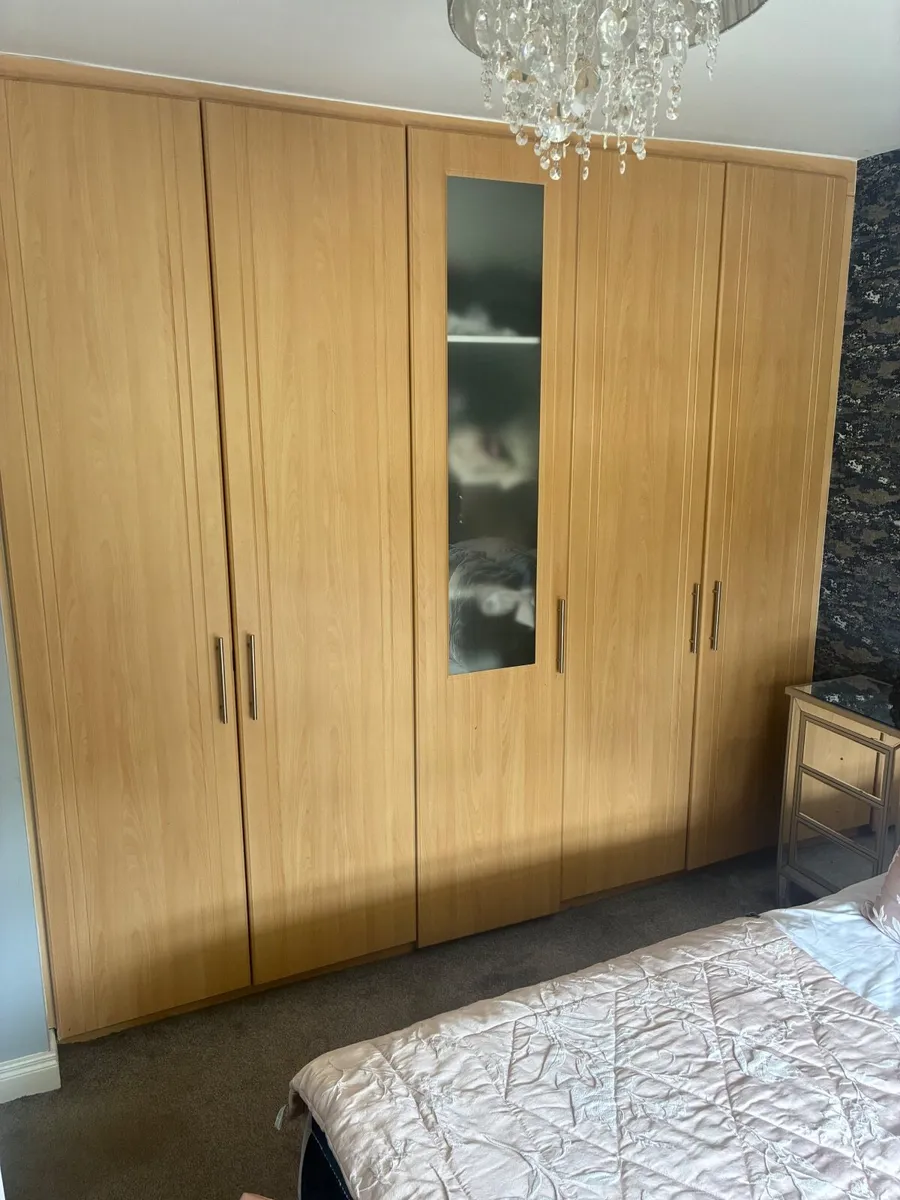 Wardrobes - Image 2