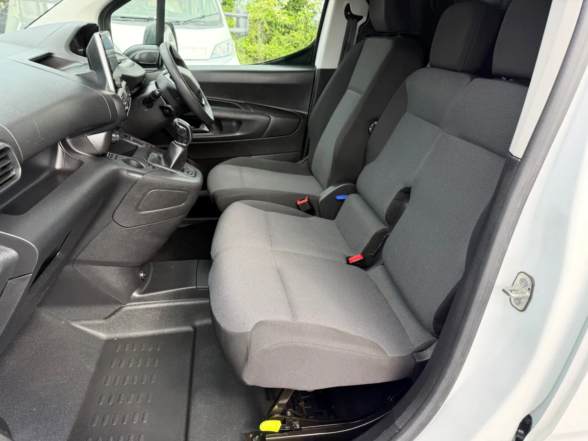 2021 PEUGEOT PARTNER 1.5 HDI PROFESSIONAL 3 SEAT - Image 4