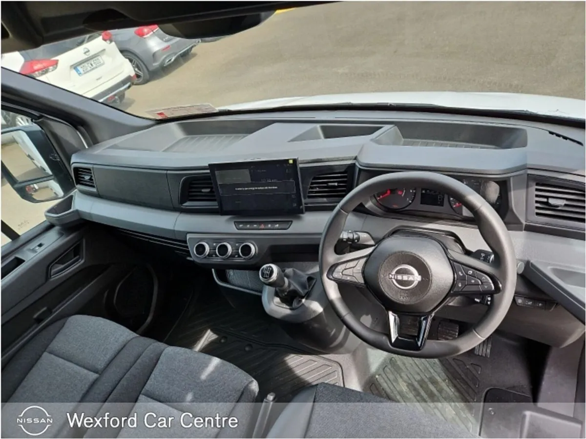 Nissan Interstar INTERSTAR L2H2 130 SV PREMIUM - Image 4