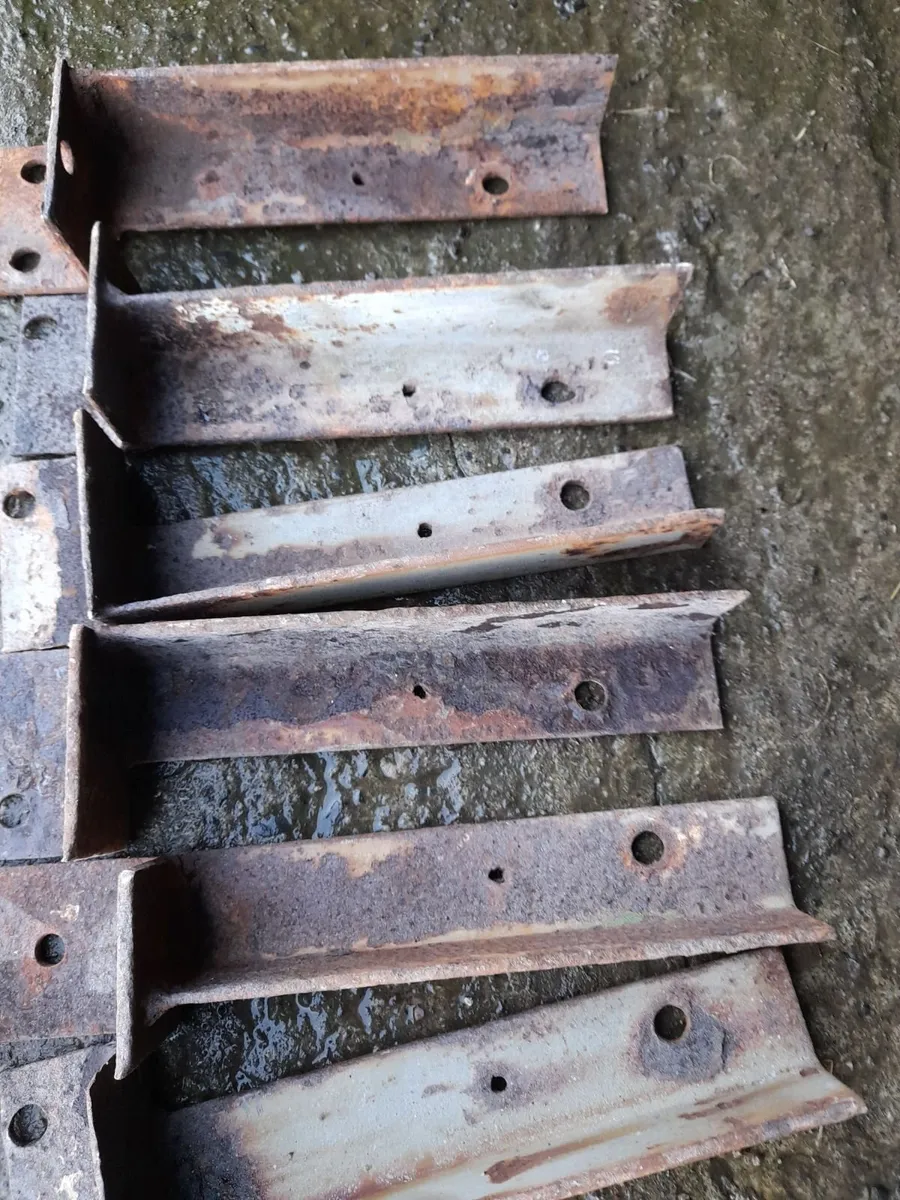 Roof Canopy Brackets x 12 - Image 2