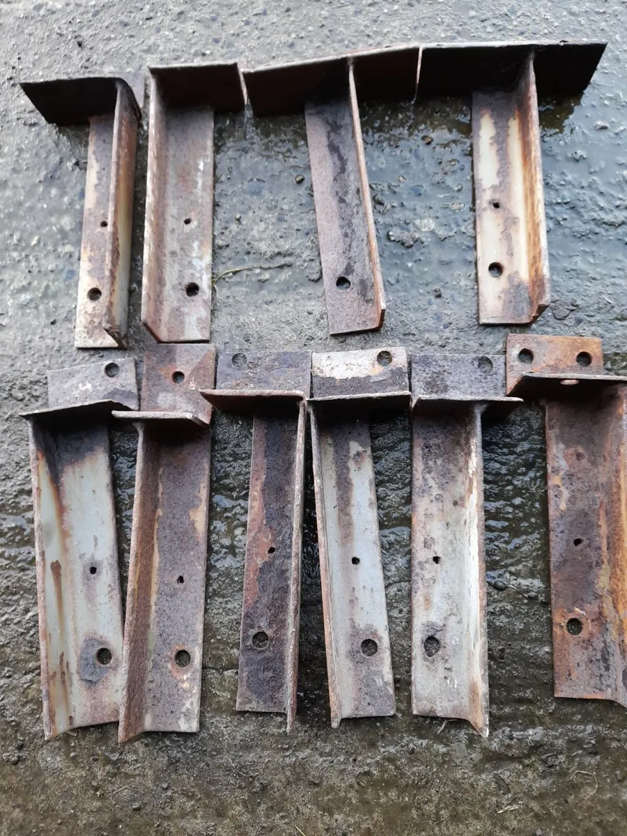 Roof Canopy Brackets x 12 - Image 3