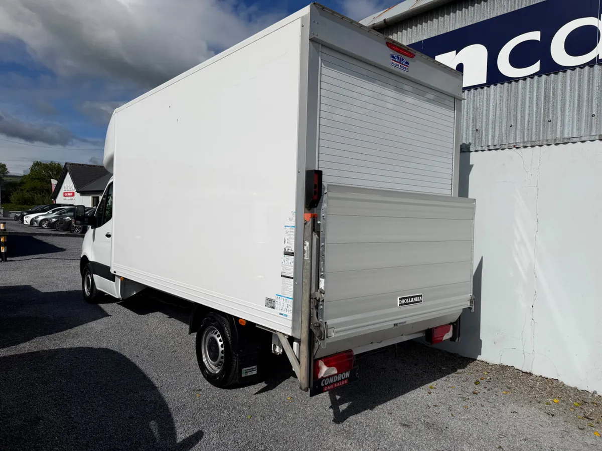 2021 MERCEDES-BENZ CDI 315 LUTON BOX & TAIL LIFT - Image 2