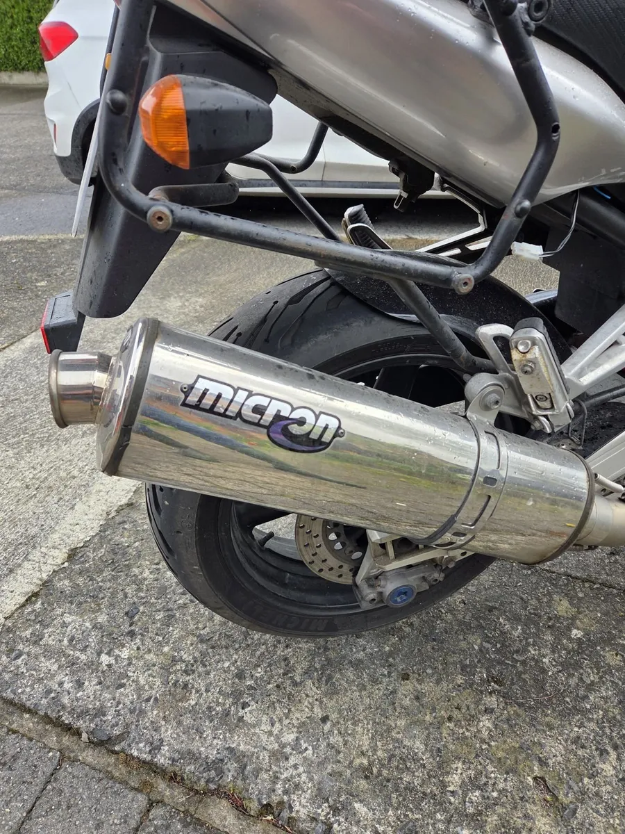 Yamaha Fazer FZS 1000 Silver 2003 - Image 3