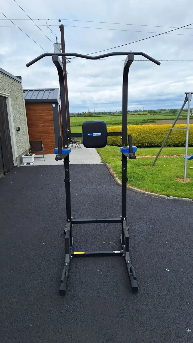Gym equipment - Image 1