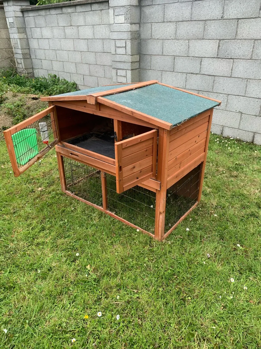 Rabbit hutch - Image 2