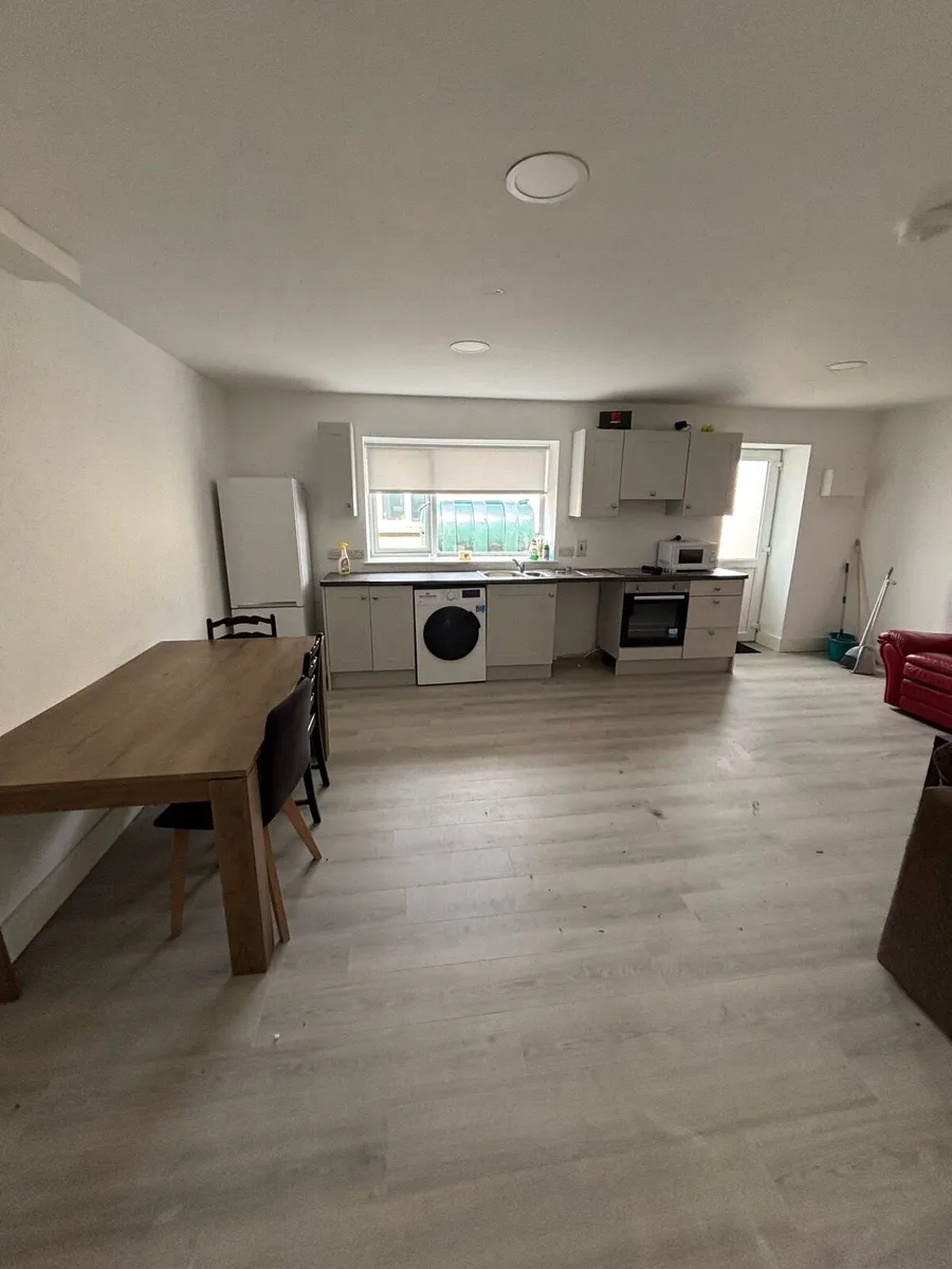 Apartment - Image 3