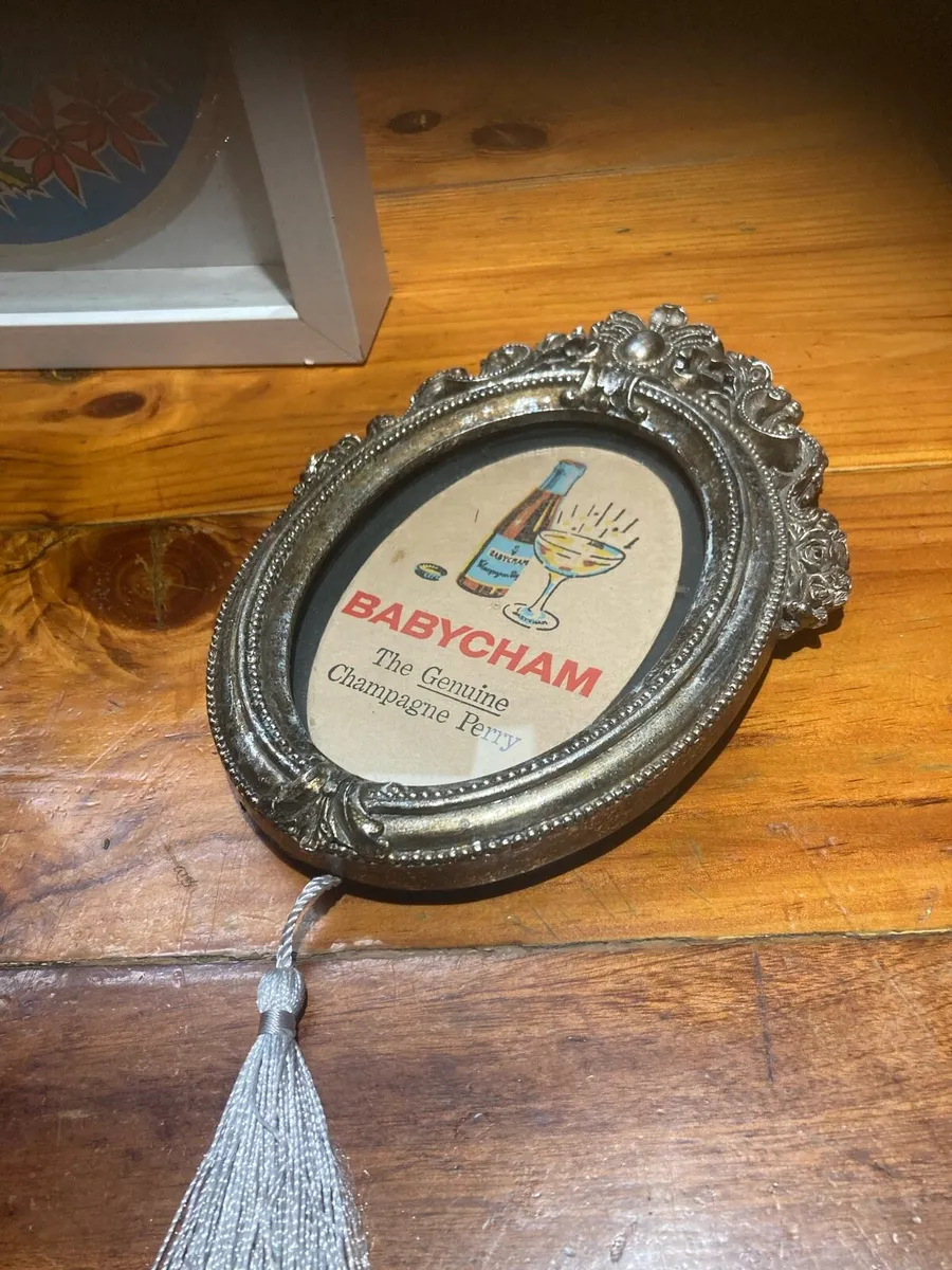 Pub Memorabilia - Image 4