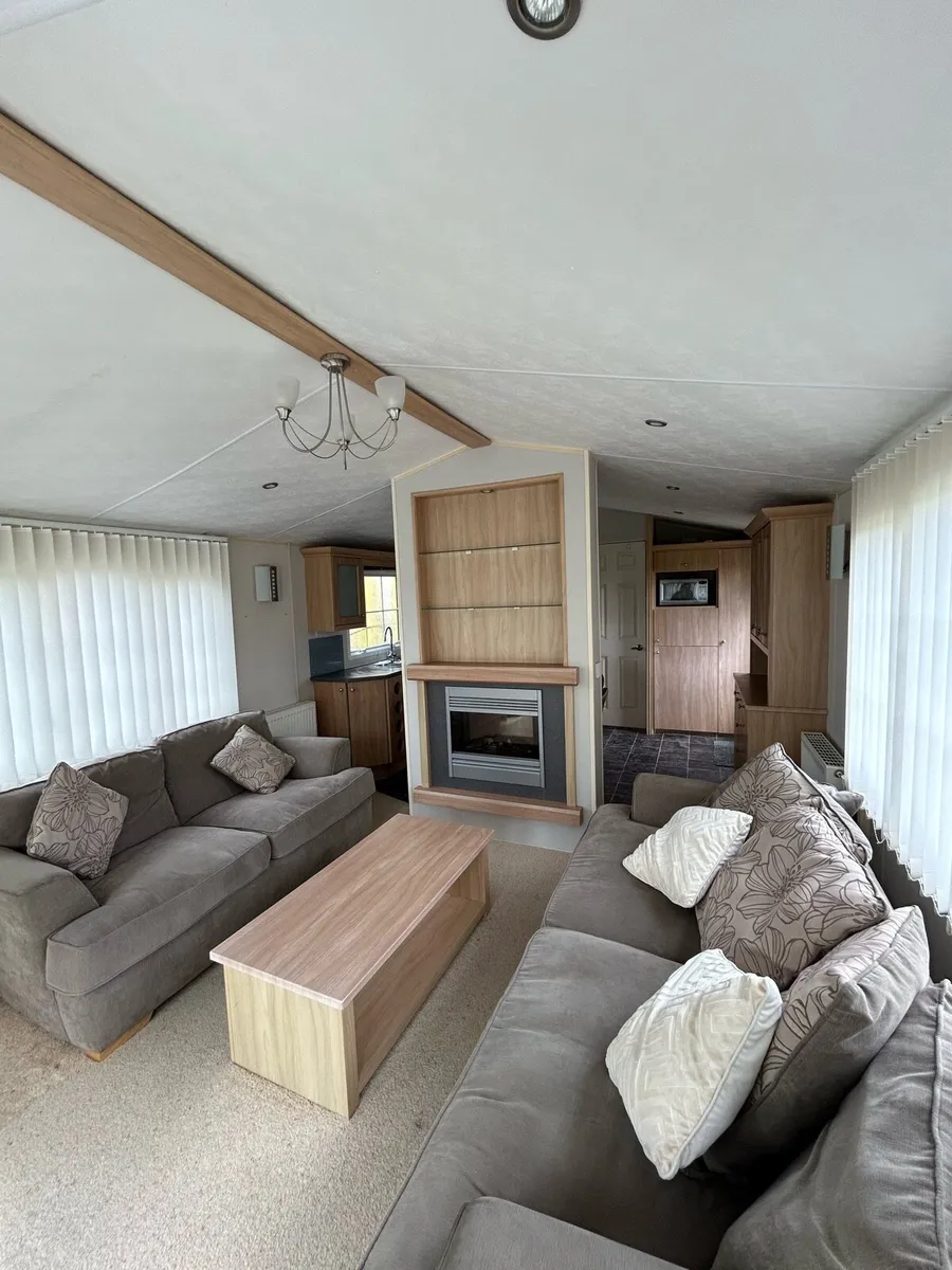 3 bedroom Mobile home - Image 2