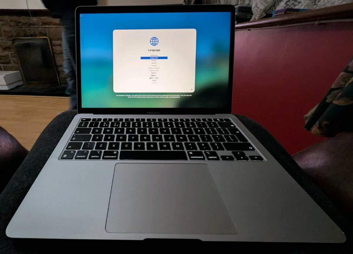 MacBook Air M1 256GB 8GB RAM - Image 2