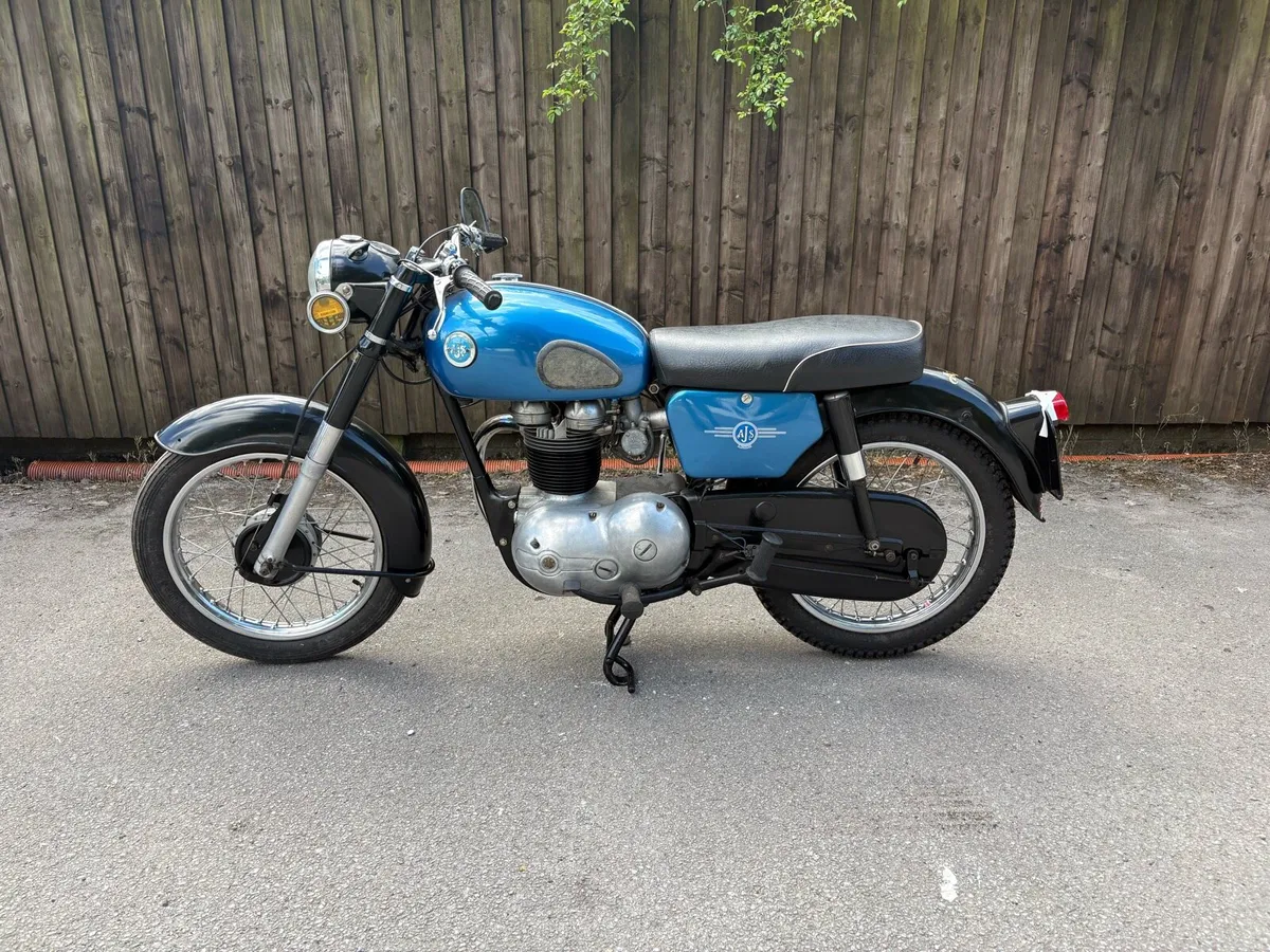 AJS & Matchless 60's bikes - Image 2