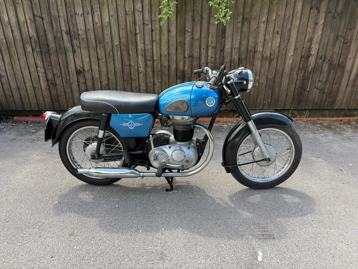 AJS & Matchless 60's bikes - Image 4