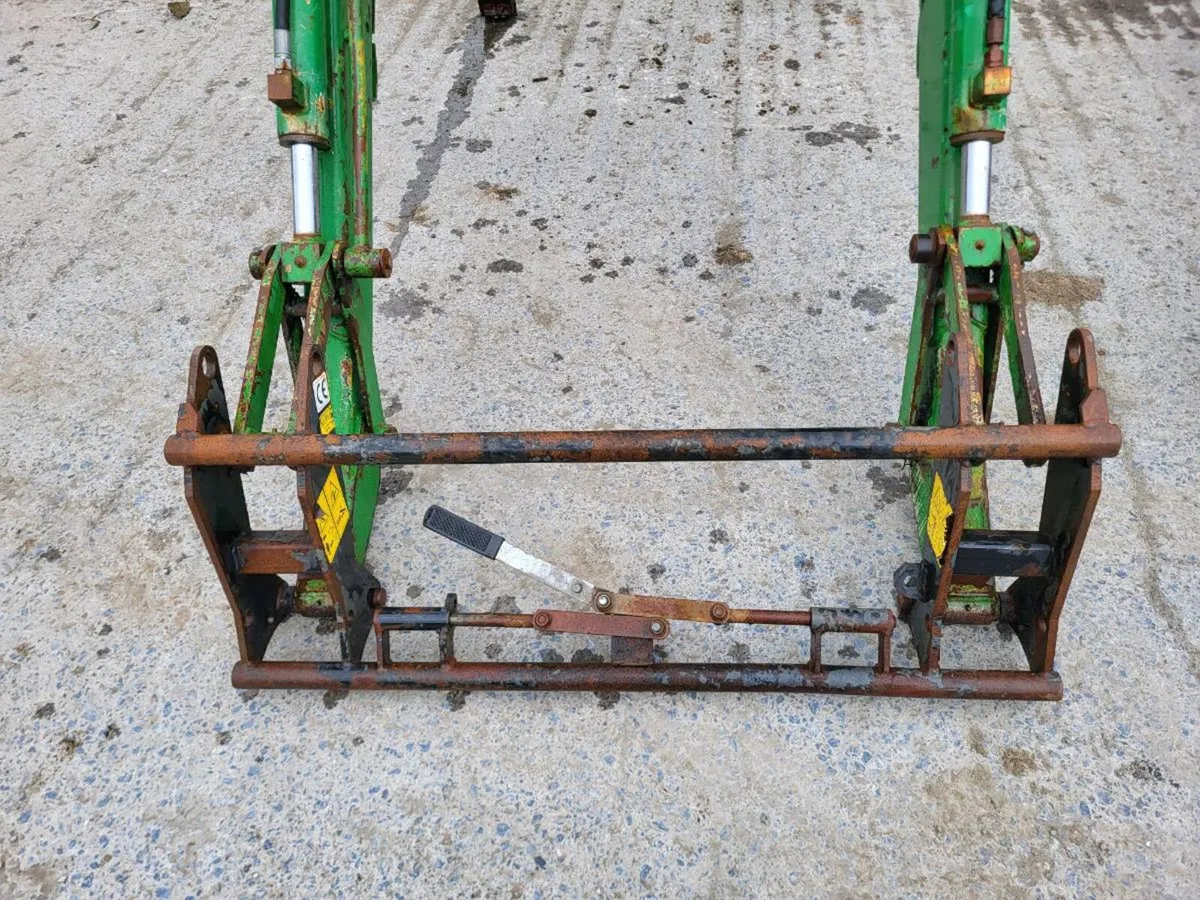 John deere 6cylinder loader - Image 3
