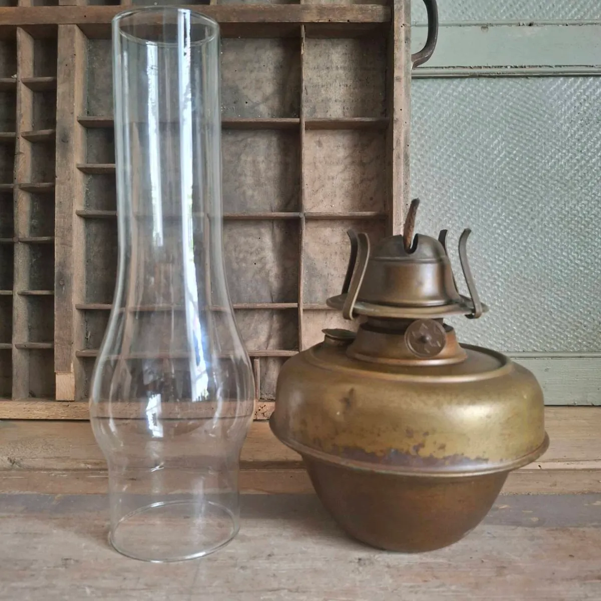 Vintage Brass Oil Lamp - Image 2