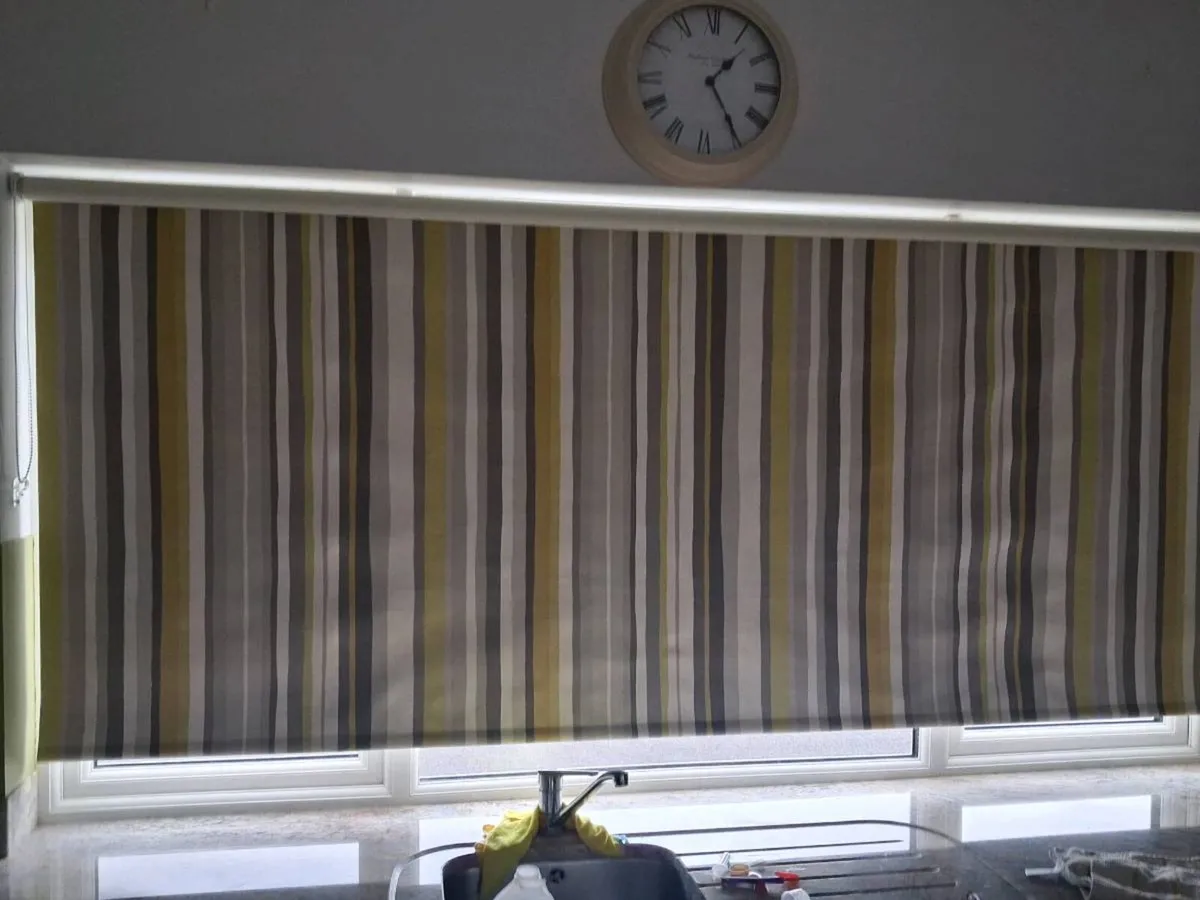 Luxaflex black out blinds - Image 2