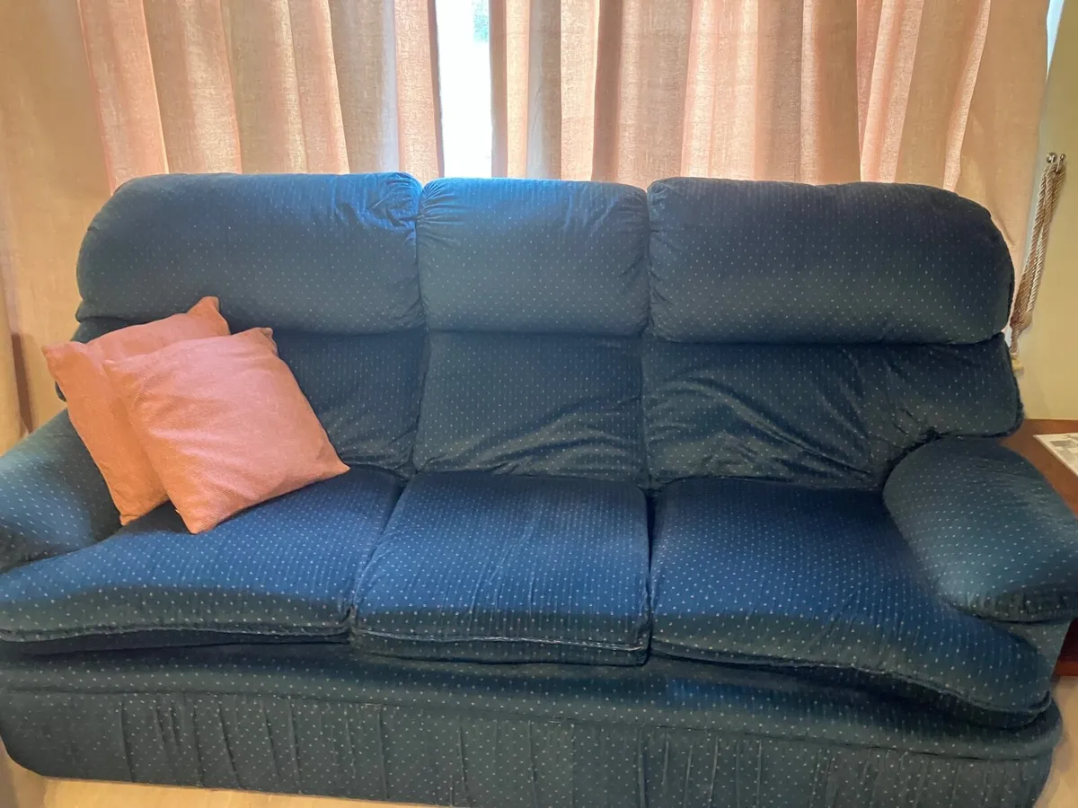 Living room furniture /Free - Image 1